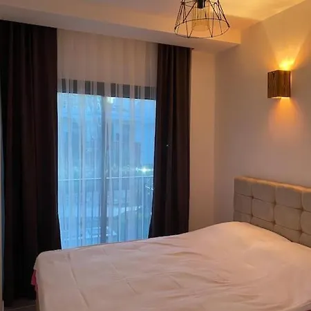 Apartmán New Furnished, Cosy, Summer House With Pools Kusadası